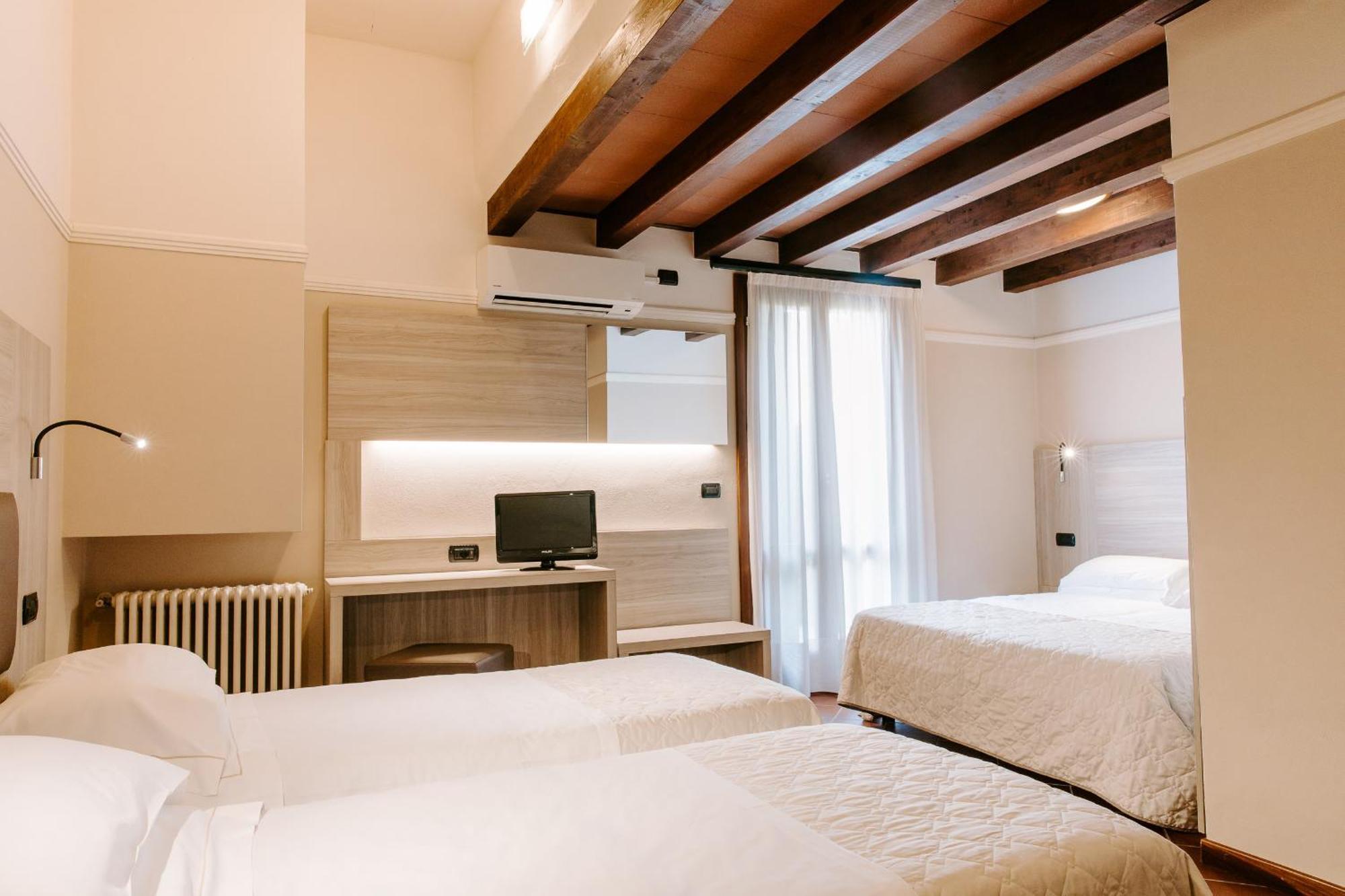 בודירו Country House Santa Maria Maddalena מראה חיצוני תמונה