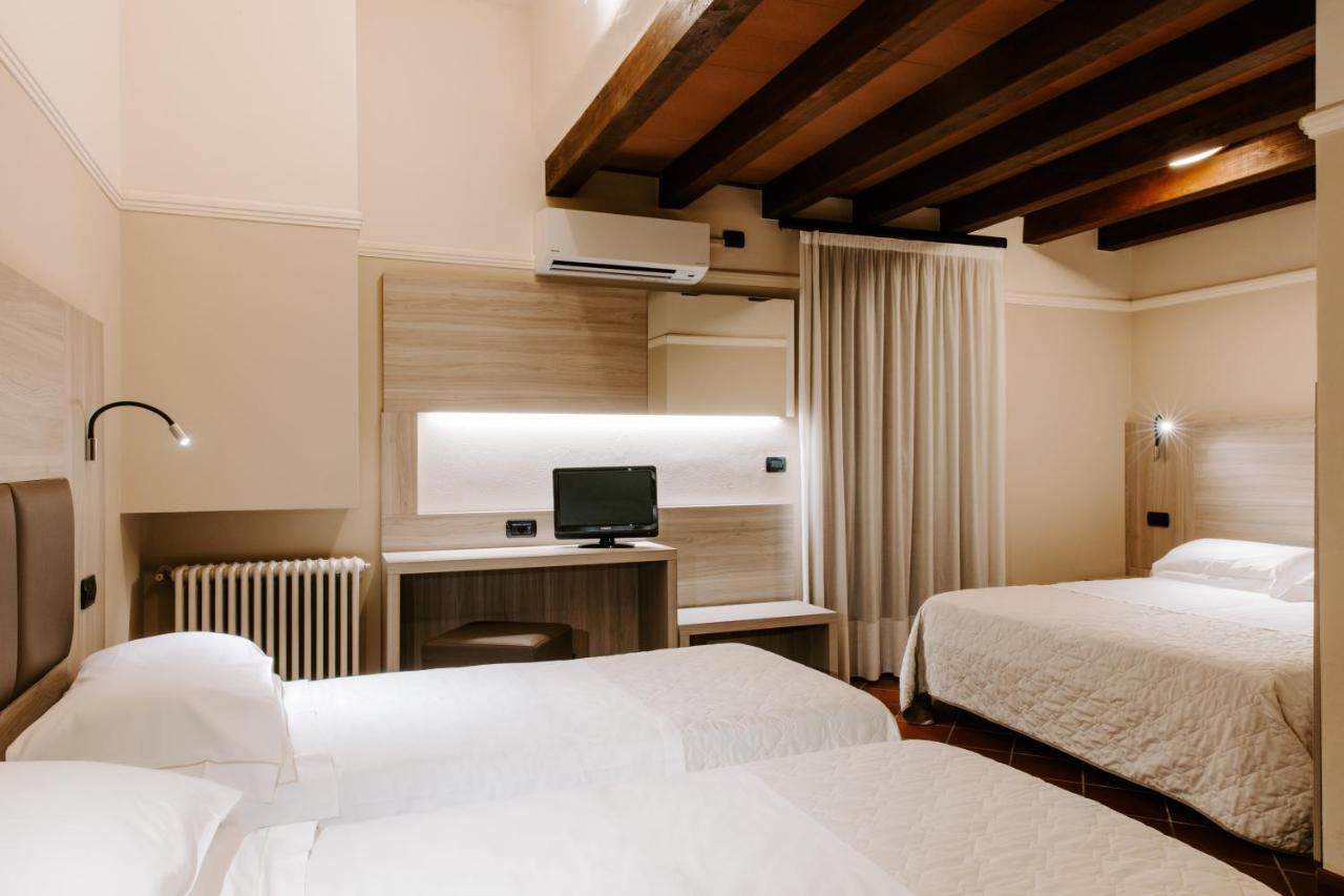בודירו Country House Santa Maria Maddalena מראה חיצוני תמונה
