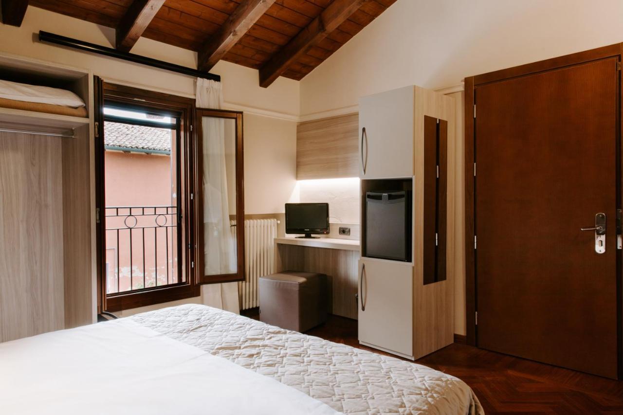 בודירו Country House Santa Maria Maddalena מראה חיצוני תמונה