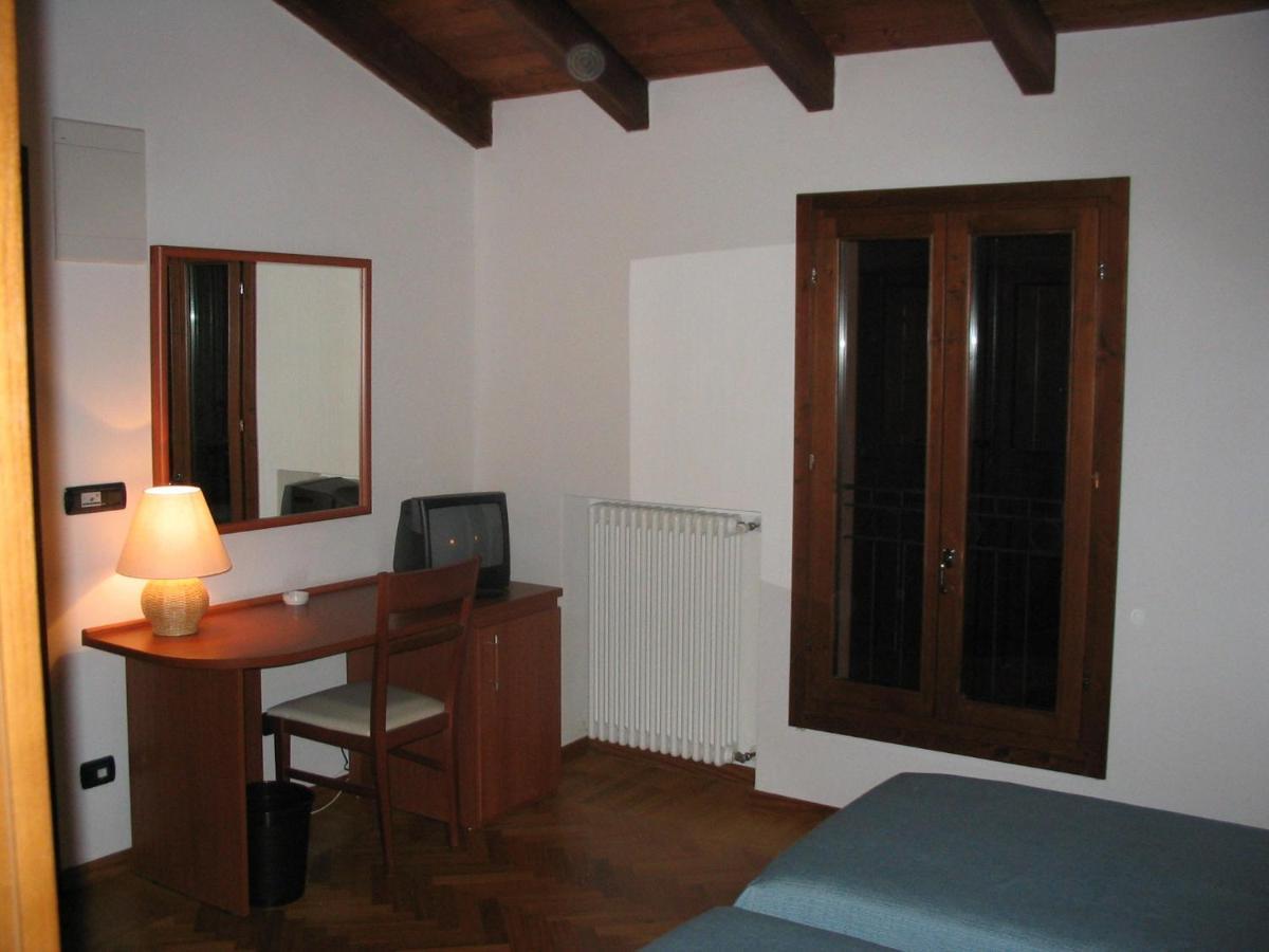 בודירו Country House Santa Maria Maddalena מראה חיצוני תמונה